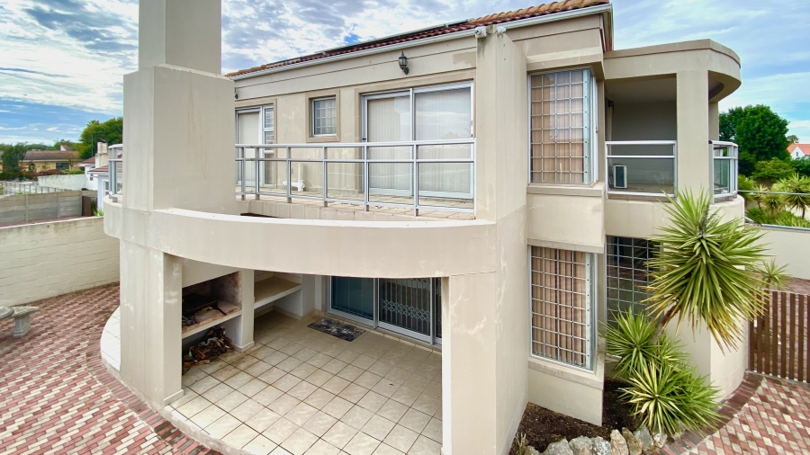 3 Bedroom Property for Sale in Port Owen Western Cape